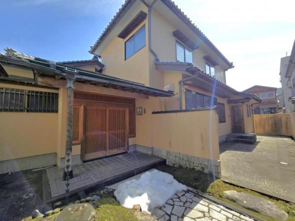 店舗付住宅 三条市本町1丁目 JR弥彦線北三条駅 1,998万円