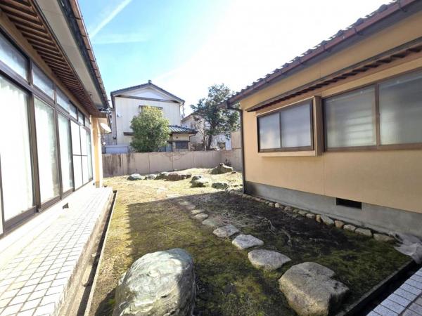 店舗付住宅 三条市本町1丁目 JR弥彦線北三条駅 1,998万円