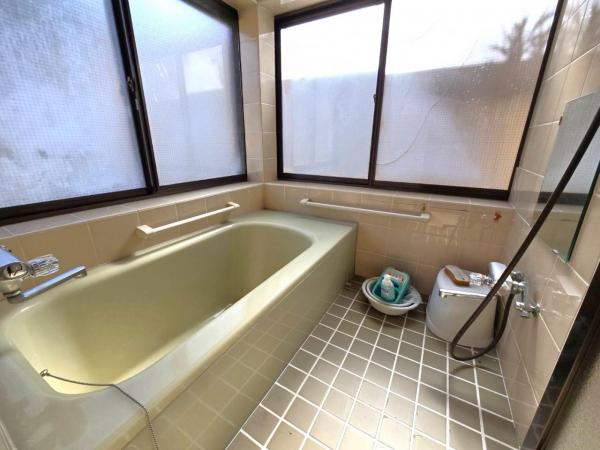 店舗付住宅 三条市本町1丁目 JR弥彦線北三条駅 1,998万円