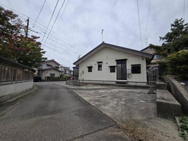 中古戸建 加茂市神明町2丁目 JR信越本線加茂駅 1,380万円