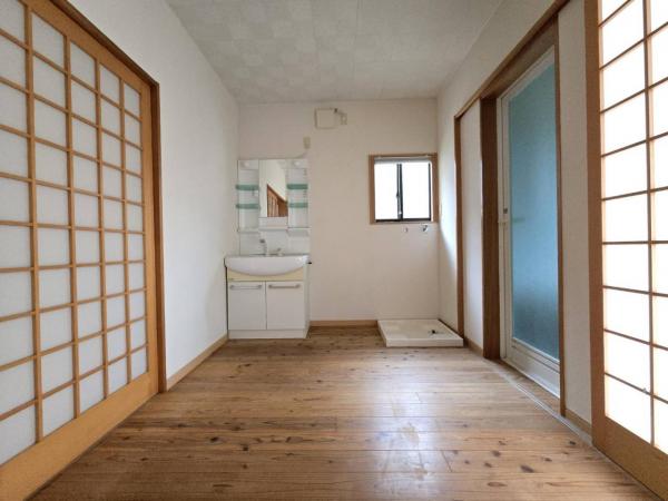 中古戸建 加茂市神明町2丁目 JR信越本線加茂駅 1,380万円