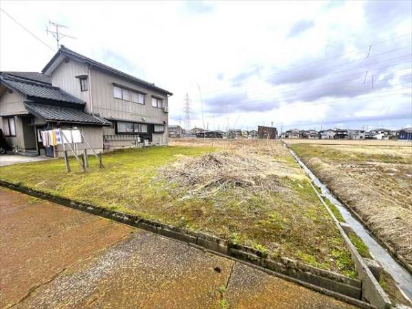 土地 三条市月岡２丁目 JR信越本線三条駅 370万円