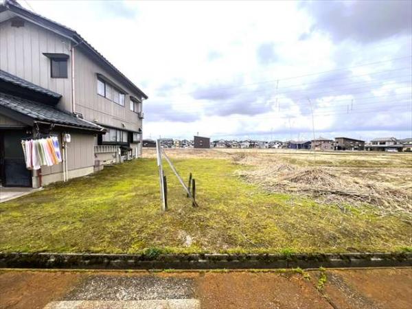 土地 三条市月岡２丁目 JR信越本線三条駅 370万円