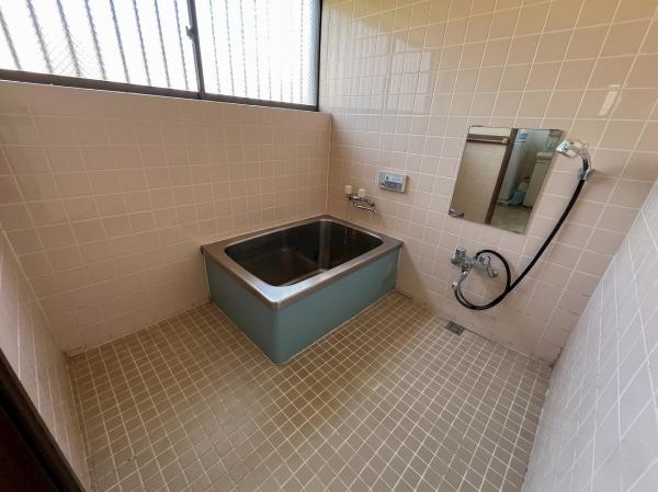 中古戸建 長岡市三ツ郷屋1丁目 JR信越本線長岡駅 1,350万円