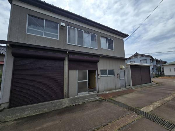 アパート 燕市吉田法花堂 JR越後線吉田駅 350万円