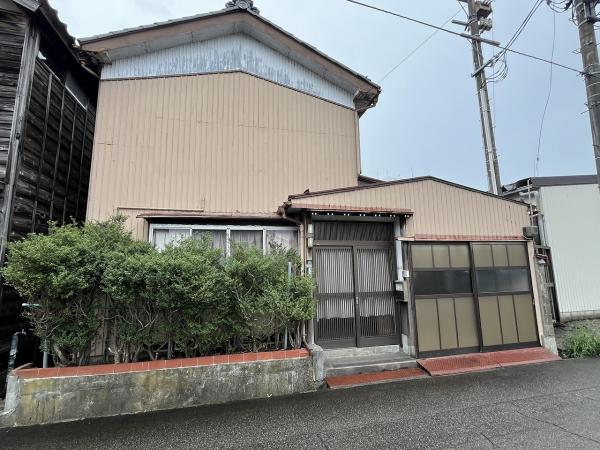 中古戸建 三条市興野２丁目 JR信越本線東三条駅 100万円