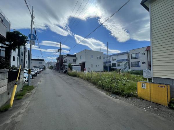 【京阪の家】ローズグランデ八軒３条西　《建築条件無し！》 前面道路含む現地写真