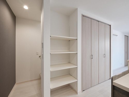 ローズプレイス交野私部Ⅲ 収納