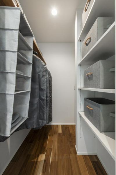 QUEAD星田北 収納