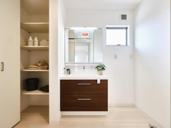 ローズプレイス京都藤森 洗面化粧台