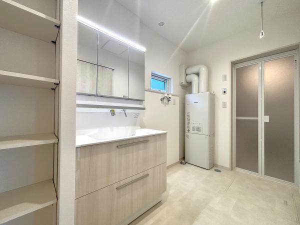 【京阪の家】ローズグランデ北43東3 洗面化粧台