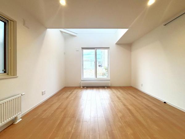 【京阪の家】ローズグランデ北43東3 洋室