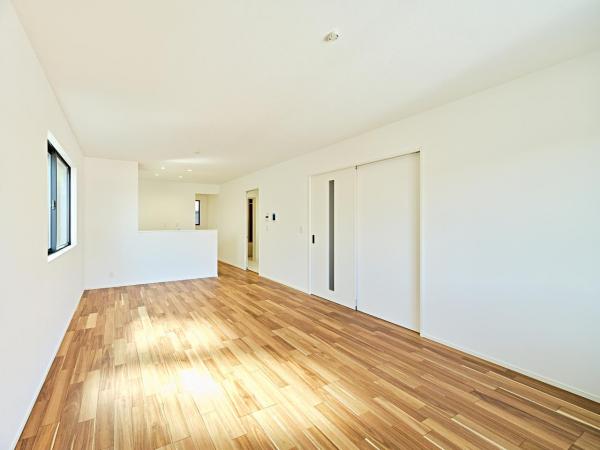 ローズプレイス八幡男山指月 同仕様写真（内観）