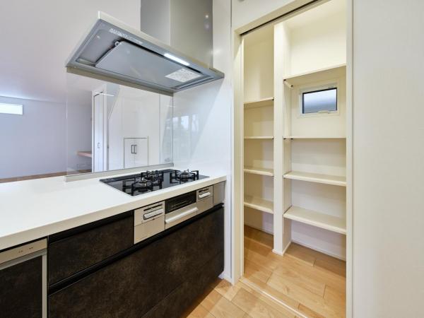 ローズプレイス長岡天神 完成予想図（内観）