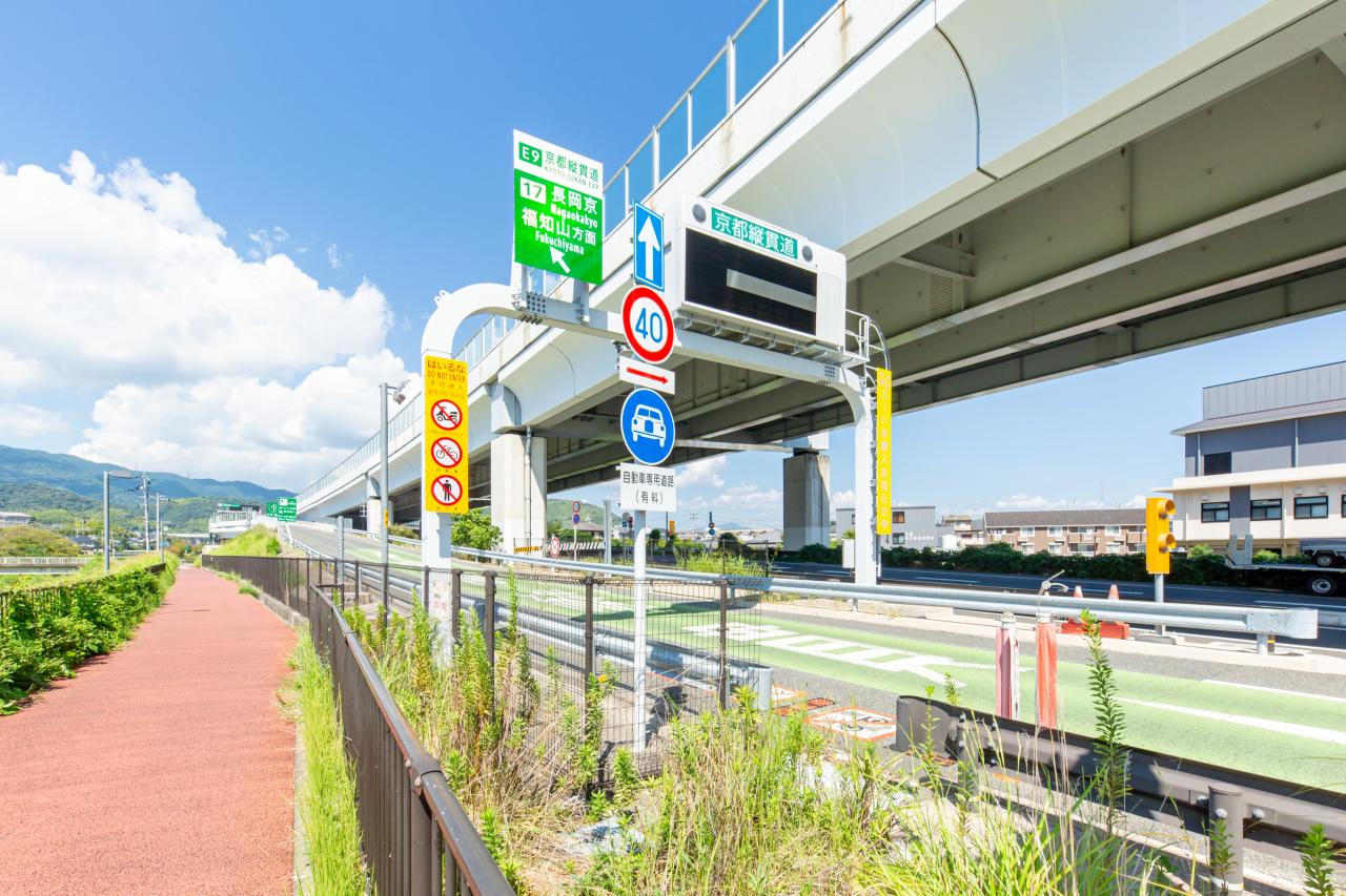京都縦貫自動車道長岡京インターチェンジ
