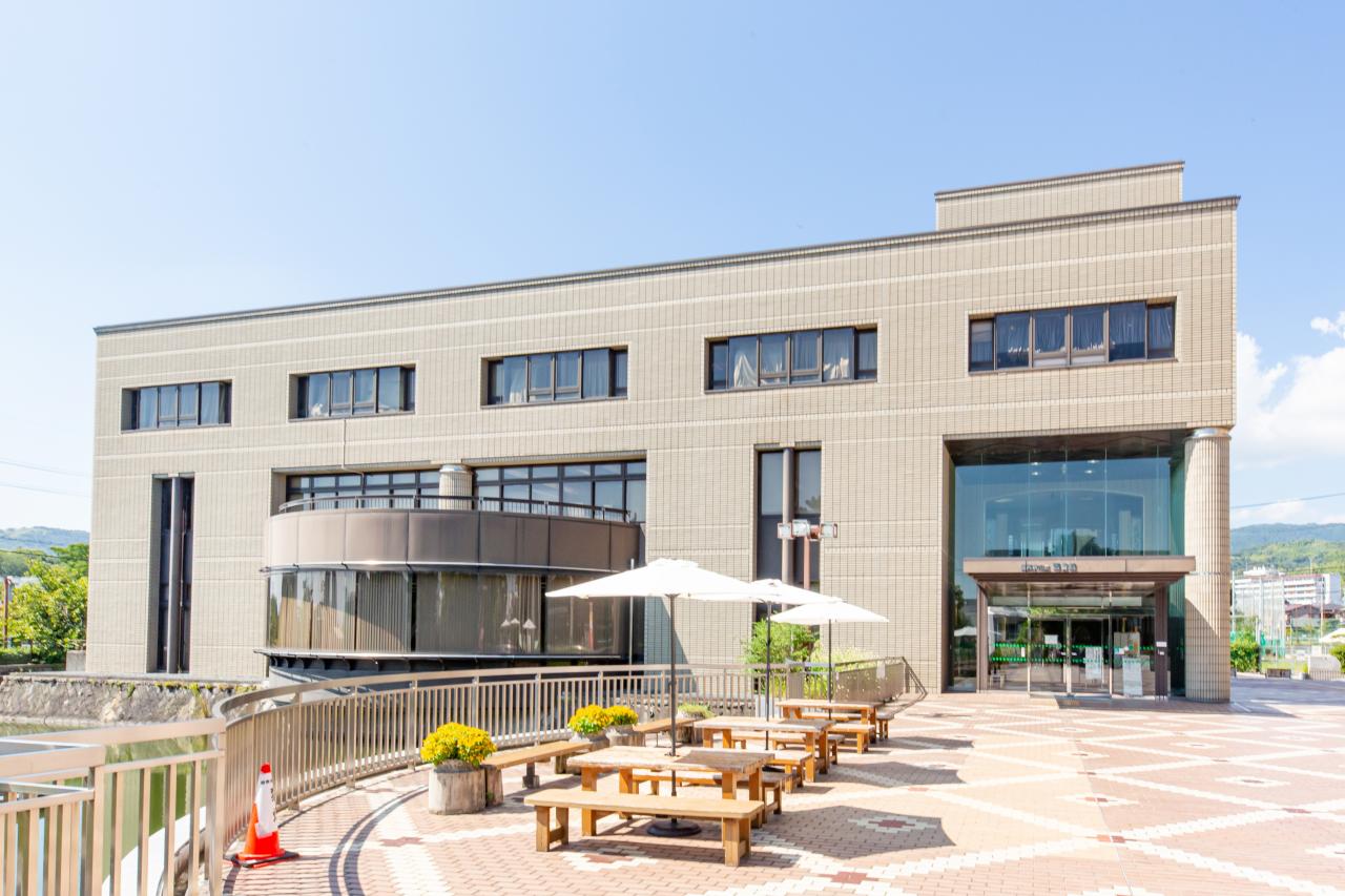 長岡京市立図書館