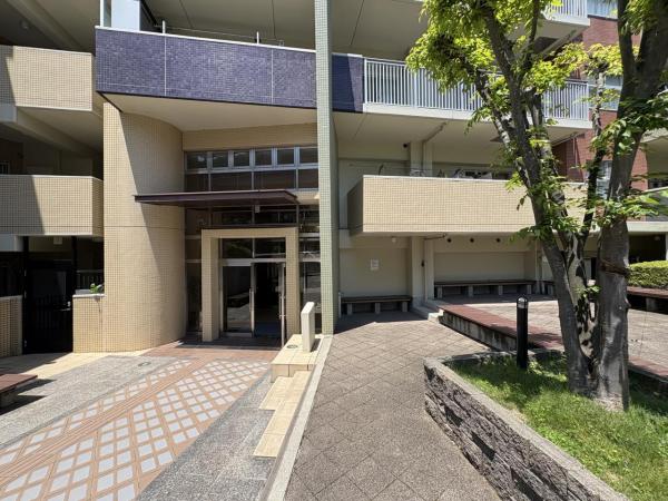 サンクタス・ゲロウヒルズ エントランス（外）