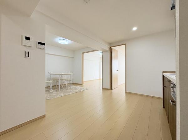 シャレ―北野 リビングダイニング