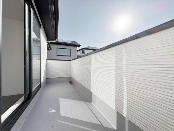 八王子市兵衛２丁目　新築戸建 バルコニー