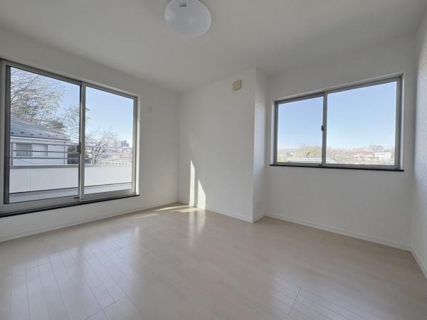 八王子市片倉町2899-12　戸建 洋室