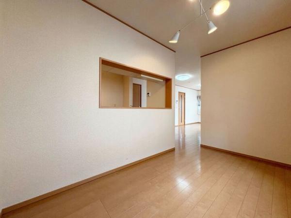 小平市天神町1丁目の戸建 ダイニング