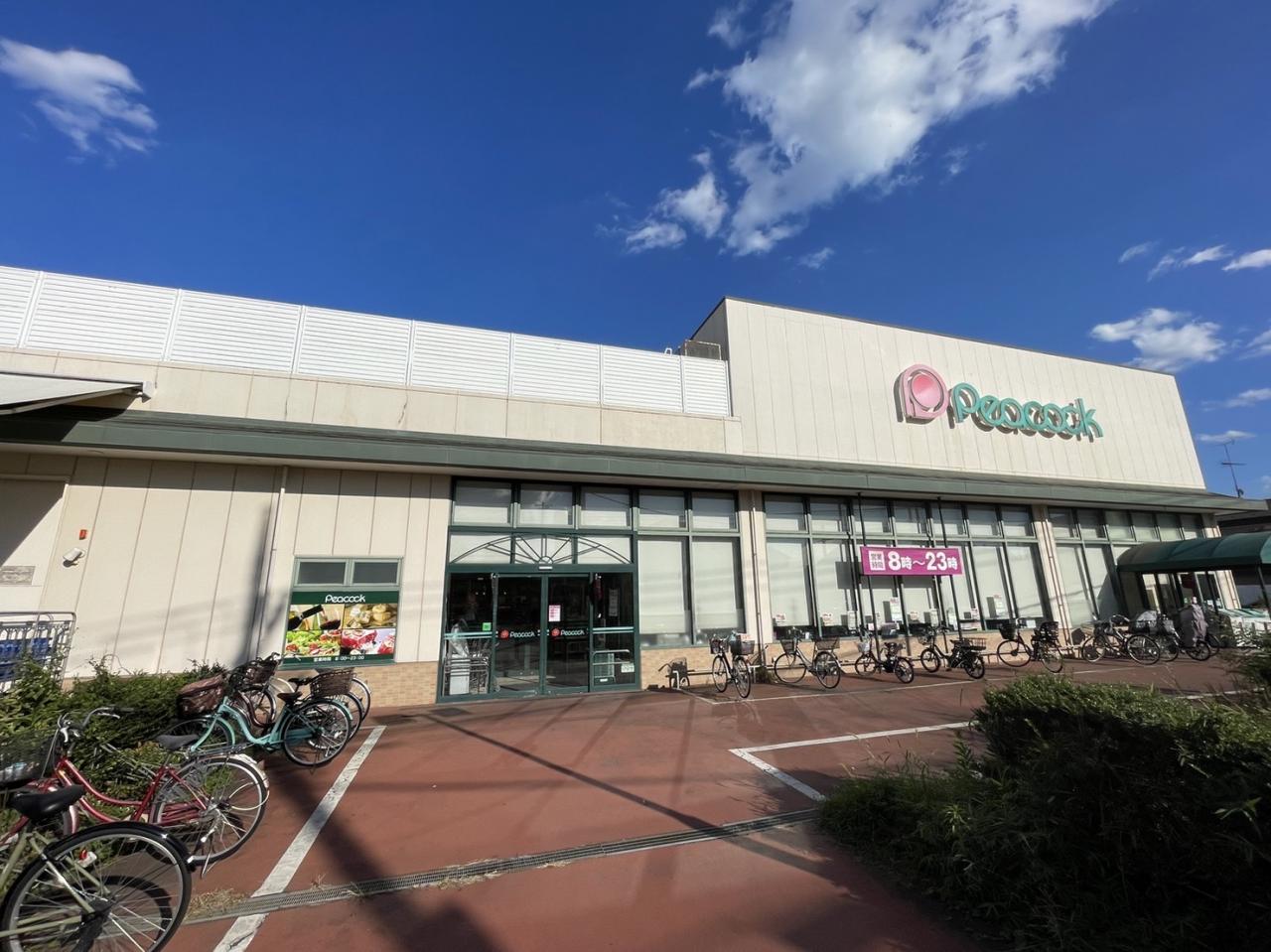 国分寺市光町3丁目の戸建 駐車場