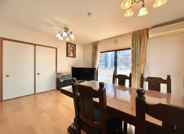 ヴィラージュ・ヴェール七番館 リビング