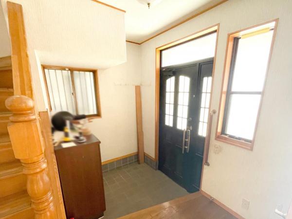 西水元6丁目　中古戸建 玄関