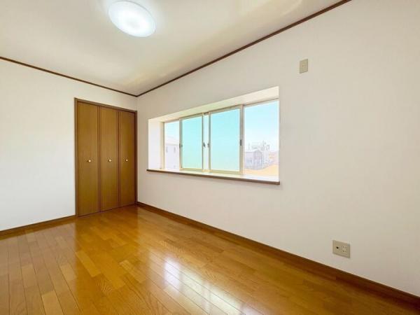 東村山市廻田町1丁目の戸建 洋室