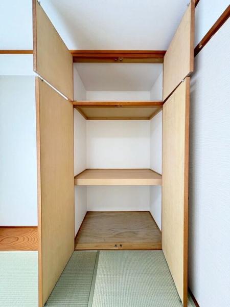 東村山市廻田町1丁目の戸建 収納