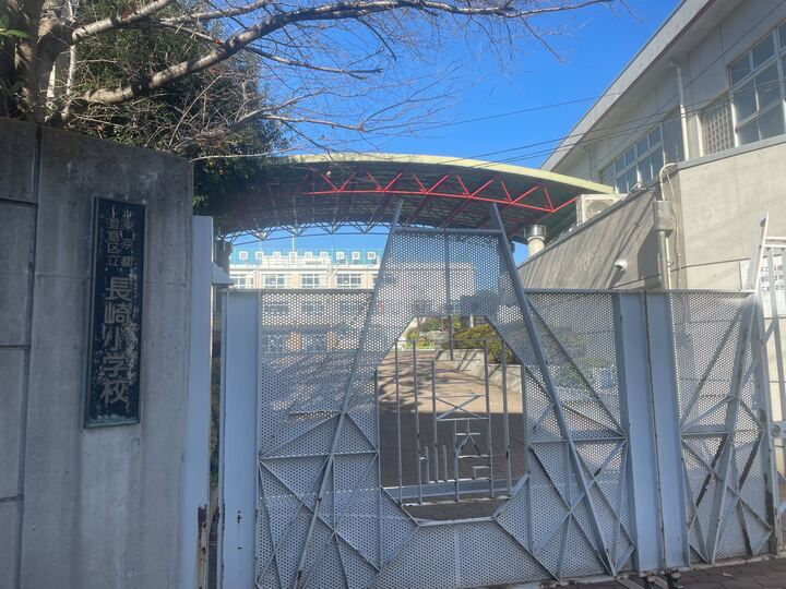 豊島区長崎3丁目　中古戸建 前面道路含む現地写真
