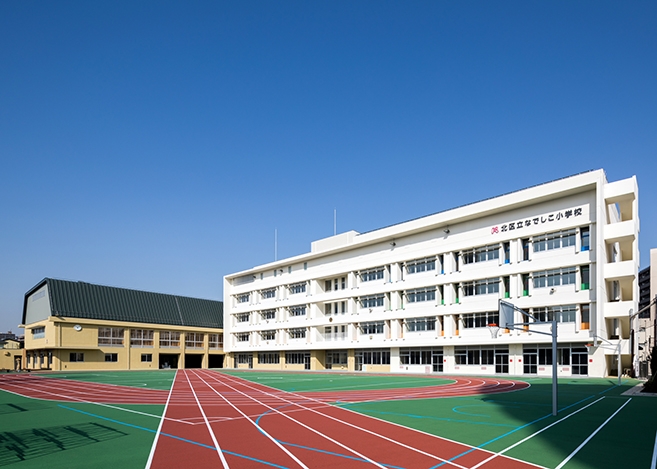 北区志茂1丁目 中古戸建 前面道路含む現地写真