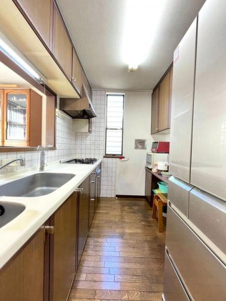 東村山市栄町2丁目の戸建 キッチン