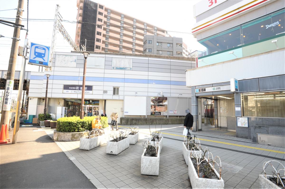 荒川区町屋7丁目 売地 前面道路含む現地写真