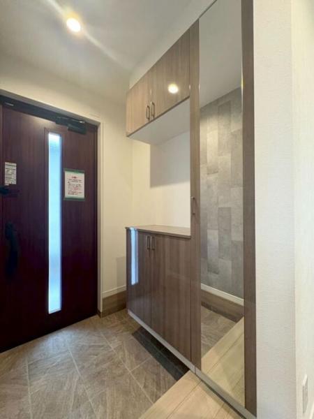 小金井市貫井南町1丁目の新築戸建 玄関