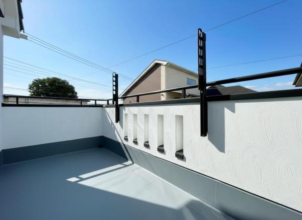 東村山市久米川町1丁目の戸建 限定1棟 バルコニー