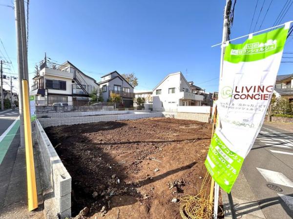国分寺市西恋ヶ窪4丁目の土地　全3区画 前面道路含む現地写真