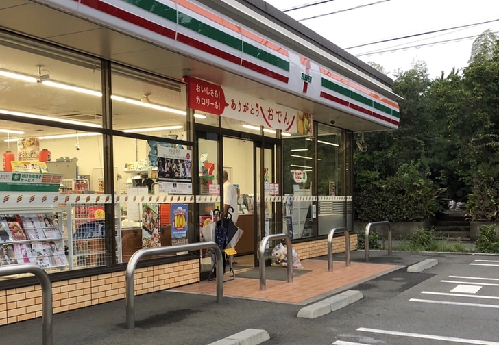 小金井市貫井南町 中古戸建 発電・温水設備(専用部)