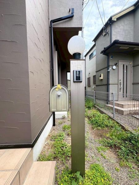 東村山市恩多町5丁目の戸建 玄関