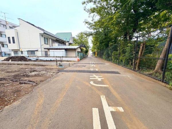 国分寺市東元町3丁目の土地 前面道路含む現地写真