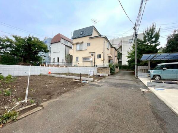 国分寺市東元町3丁目の土地 前面道路含む現地写真