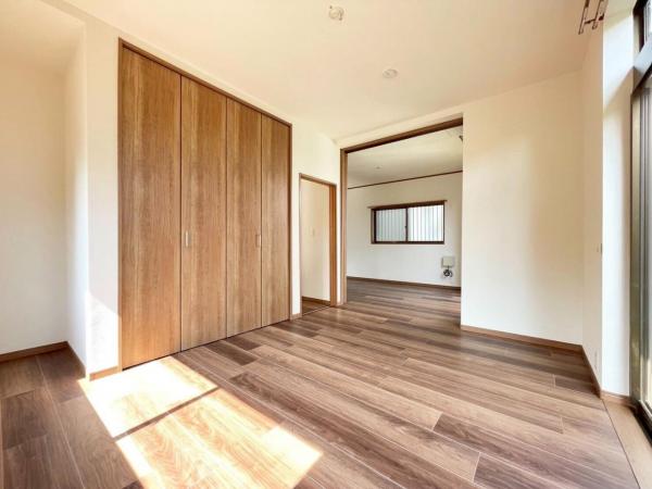 東大和市高木町2丁目の戸建 洋室