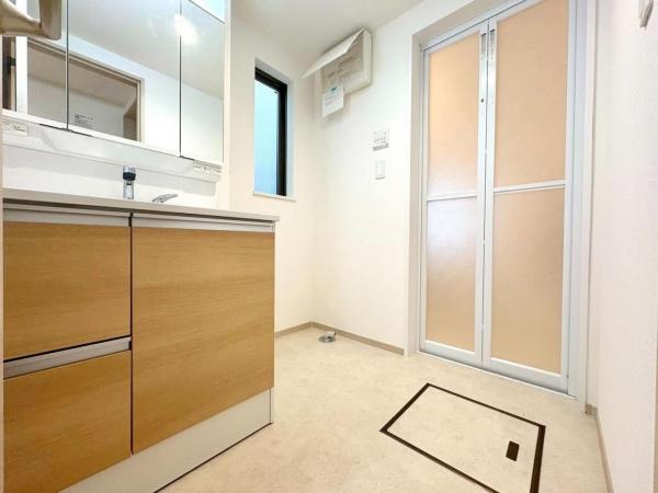 東大和市奈良橋6丁目の戸建 洗面化粧台