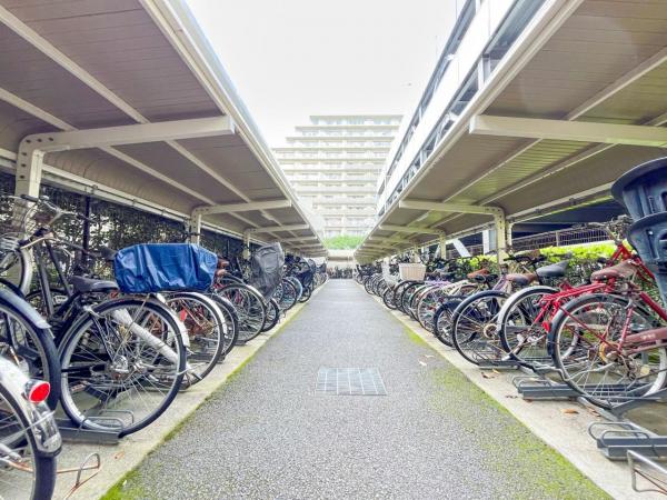ミッドガーデンシティ ザ・タワー＆ヴィラ 駐輪場
