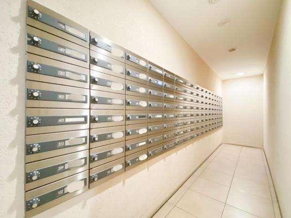 ミッドガーデンシティ ザ・タワー＆ヴィラ 郵便受け