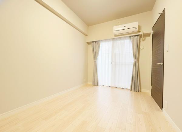 ミッドガーデンシティ ザ・タワー＆ヴィラ 洋室