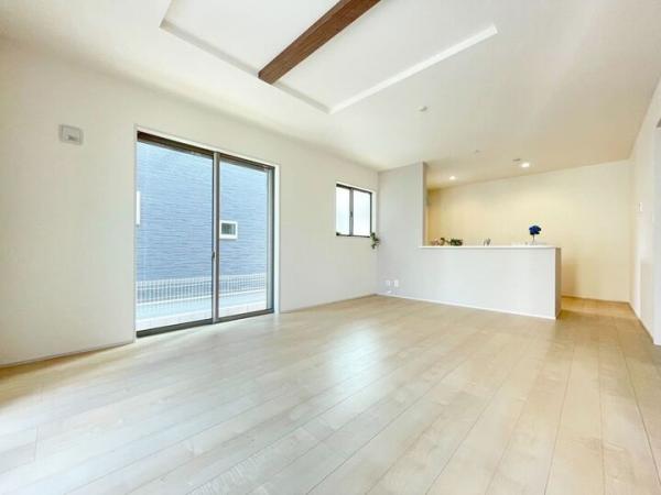 小平市美園町3丁目の戸建　ラスト1棟 リビングダイニング