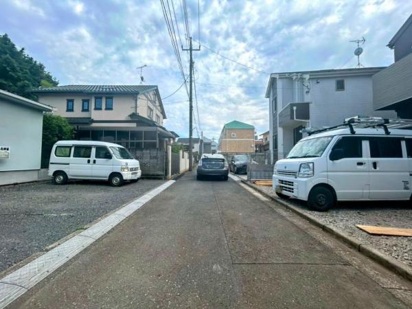 小平市美園町3丁目の戸建　ラスト1棟 前面道路含む現地写真