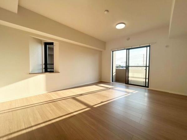 ヴィラージュヴェール一番館 リビング