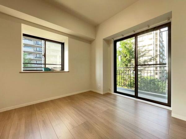 ヴィラージュヴェール一番館 洋室